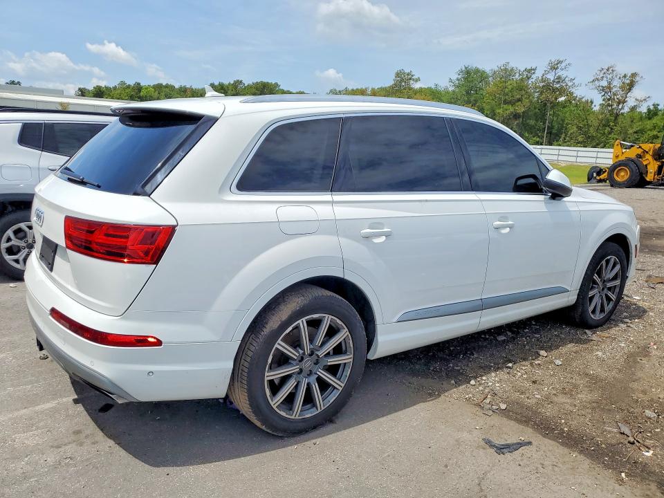 Продаж на аукціоні авто 2019 Audi Q7, vin: WA1LHAF72KD027514, номер лоту: 57194256