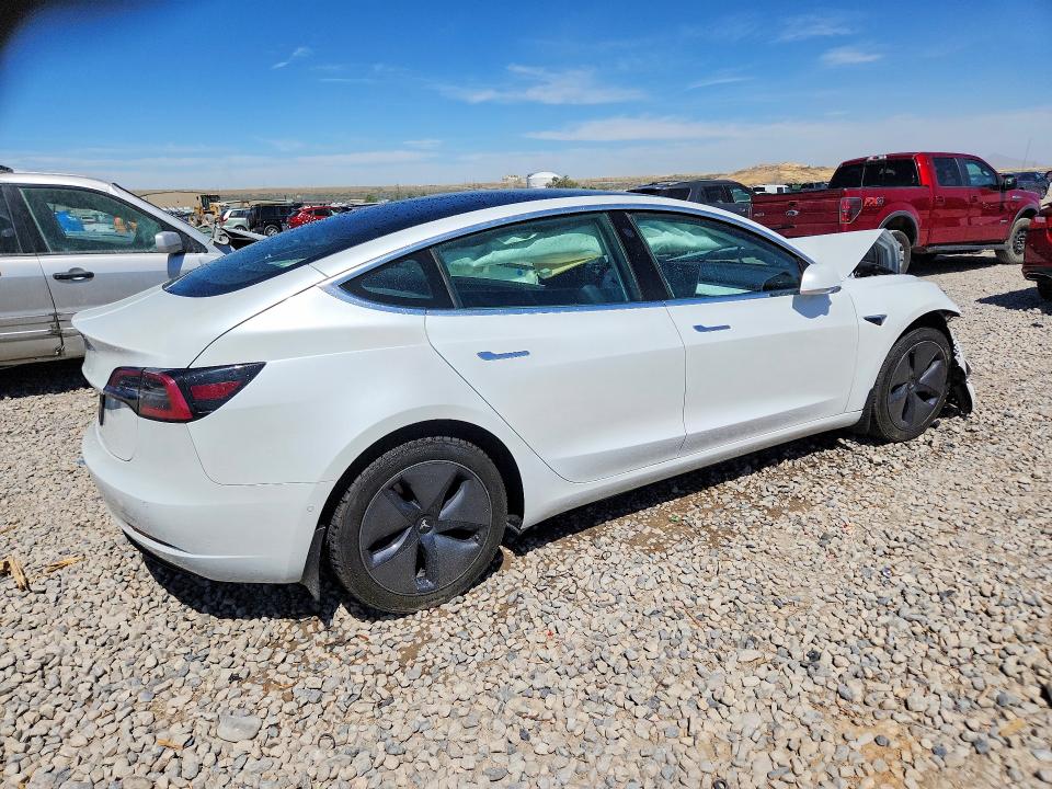 2020 Tesla Model 3 მანქანა იყიდება აუქციონზე, vin: 5YJ3E1EA7LF598213, აუქციონის ნომერი: 58938086