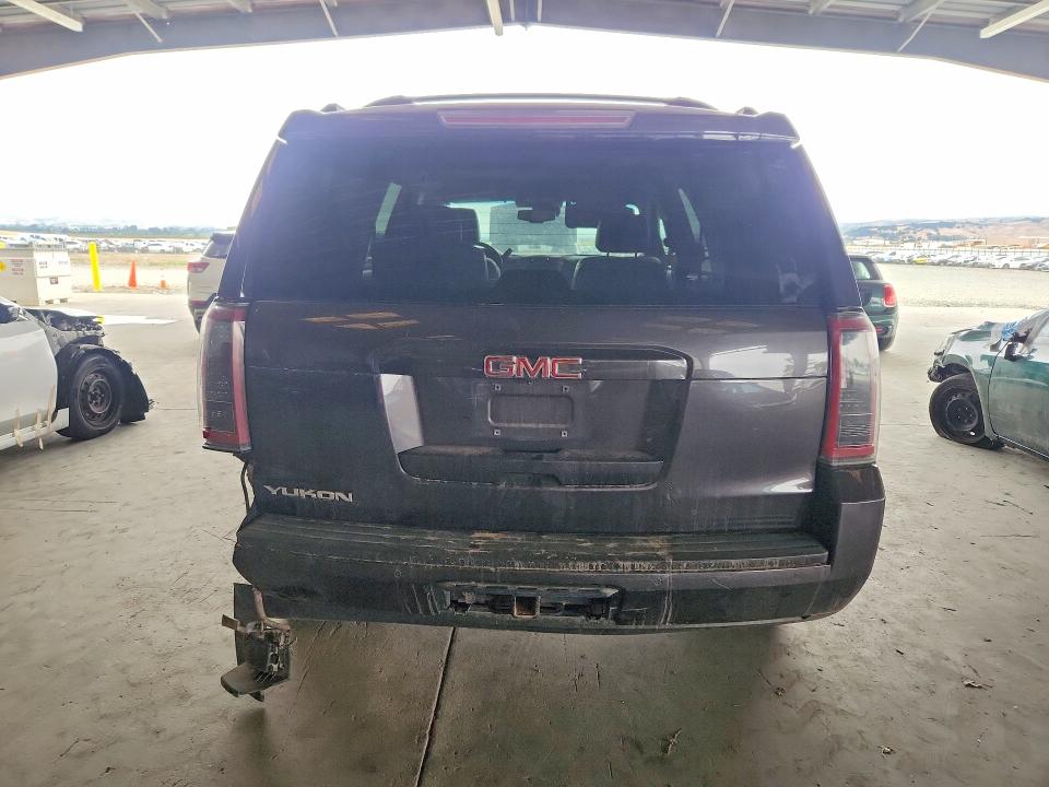 58247696 :رقم المزاد ، 1GKS2BKC7HR214338 vin ، 2017 Gmc Yukon مزاد بيع