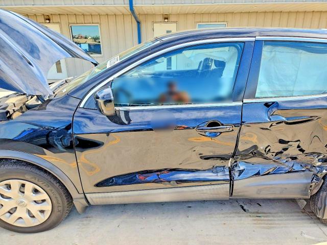 Продажа на аукционе авто 2017 Nissan Rogue Sport, vin: JN1BJ1CR1HW108130, номер лота: 58627076