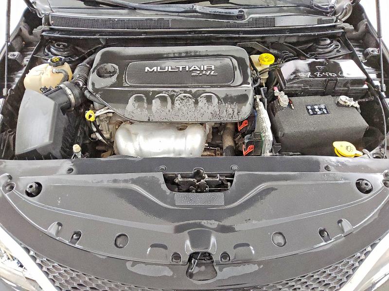54179066 :رقم المزاد ، 1C3CCCAB1FN588366 vin ، 2015 Chrysler 200 مزاد بيع