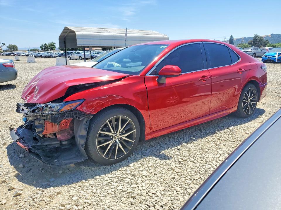 Auction sale of the 2021 Toyota Camry, vin: 4T1G11AK3MU442749, lot number: 55653706