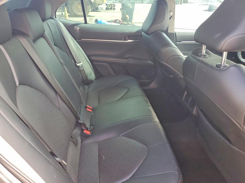 56621756 :رقم المزاد ، 4T1K61AK2NU022350 vin ، 2022 Toyota Camry مزاد بيع