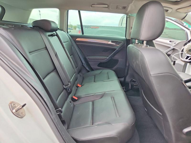 56940896 :رقم المزاد ، 3VWH17AU2HM512679 vin ، 2017 Volkswagen Golf Alltrack مزاد بيع