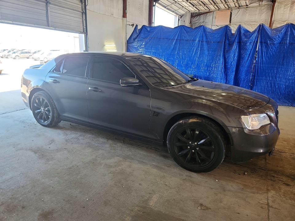 55552076 :رقم المزاد ، 2C3CCARG4FH793211 vin ، 2015 Chrysler 300 مزاد بيع
