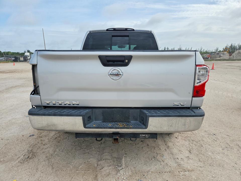 55675296 :رقم المزاد ، 1N6AA1EK2HN518012 vin ، 2017 Nissan Titan مزاد بيع