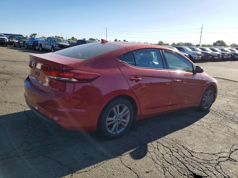 2017 Hyundai Elantra მანქანა იყიდება აუქციონზე, vin: 5NPD84LF0HH137472, აუქციონის ნომერი: 56280046