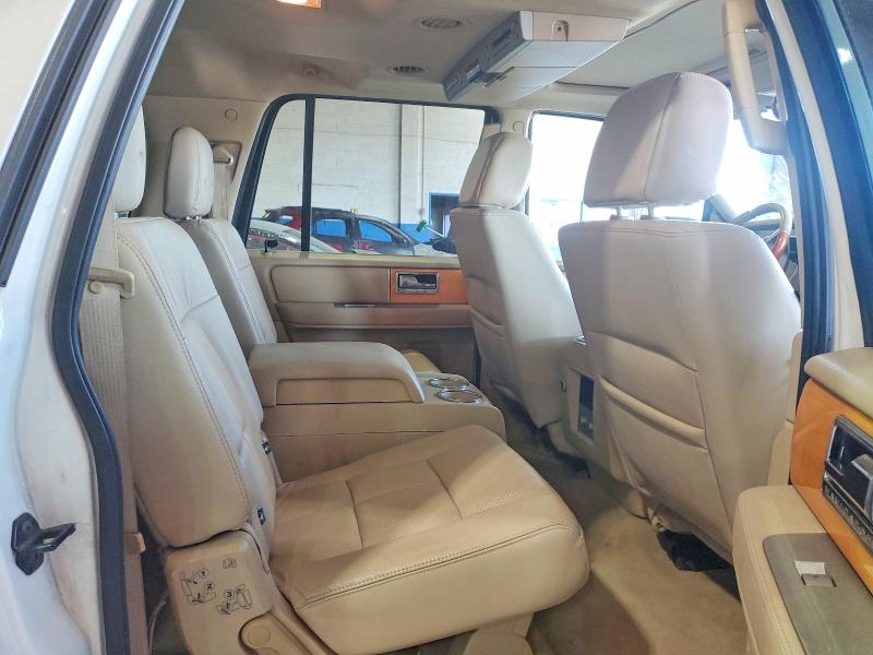 56767176 :رقم المزاد ، 5LMFL28568LJ05772 vin ، 2008 Lincoln Navigator مزاد بيع