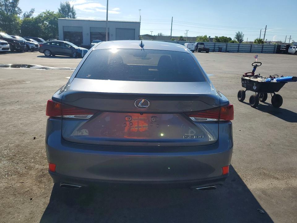 58656476 :رقم المزاد ، JTHBA1D22J5078905 vin ، 2018 Lexus Is مزاد بيع