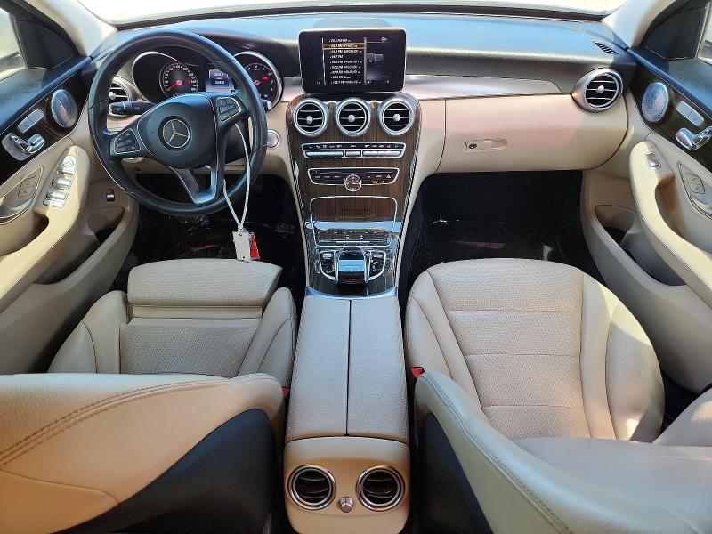 2016 Mercedes-benz C მანქანა იყიდება აუქციონზე, vin: 55SWF4KBXGU141974, აუქციონის ნომერი: 57780306