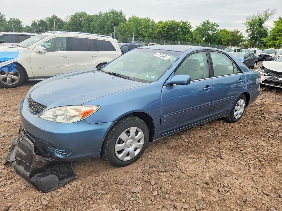 57480096 :رقم المزاد ، 4T1BE32K42U511163 vin ، 2002 Toyota Camry مزاد بيع