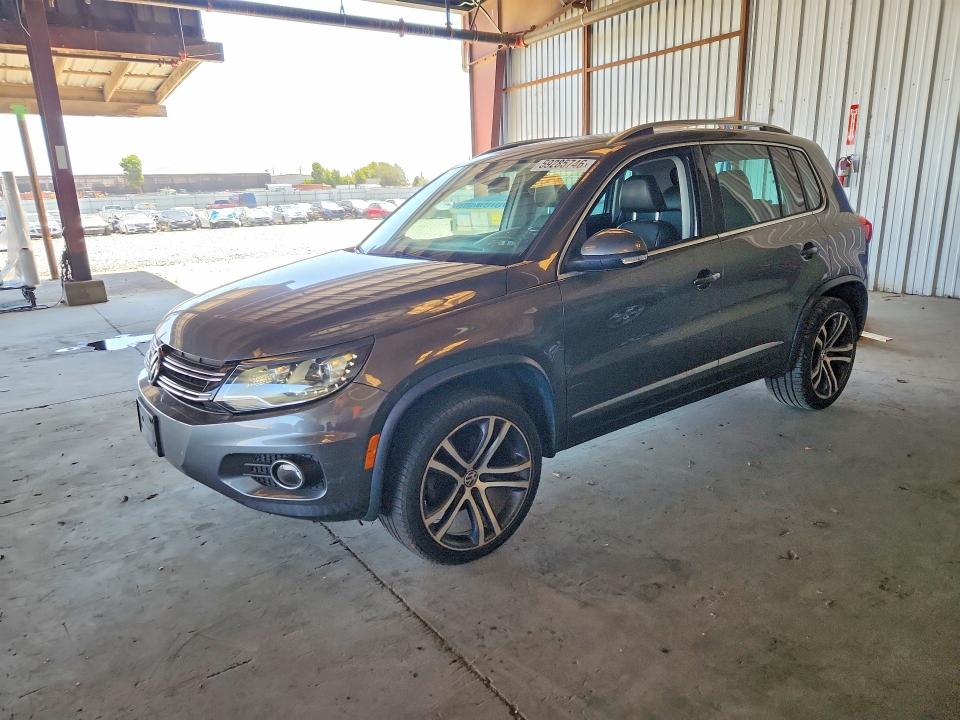 2017 Volkswagen Tiguan მანქანა იყიდება აუქციონზე, vin: WVGVV7AX7HK031446, აუქციონის ნომერი: 59285746