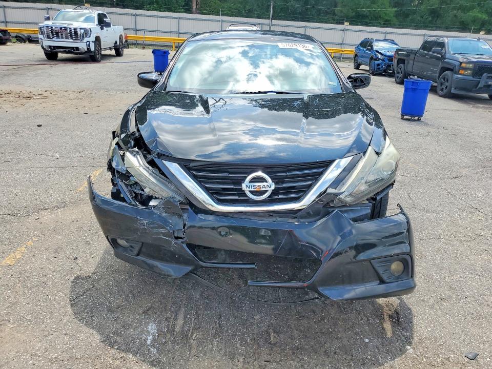 Продажа на аукционе авто 2017 Nissan Altima, vin: 1N4AL3AP0HC474457, номер лота: 57629136