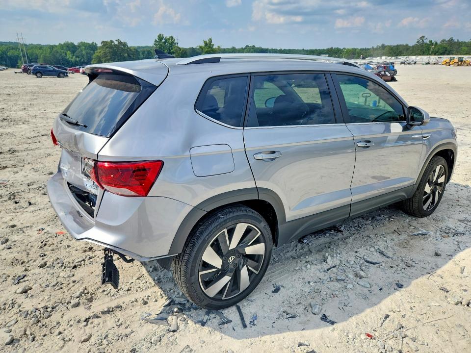 Продаж на аукціоні авто 2024 Volkswagen Taos, vin: 3VV4X7B21RM072907, номер лоту: 57323306