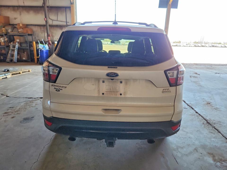 2018 Ford Escape მანქანა იყიდება აუქციონზე, vin: 1FMCU0HDXJUD05486, აუქციონის ნომერი: 56737416