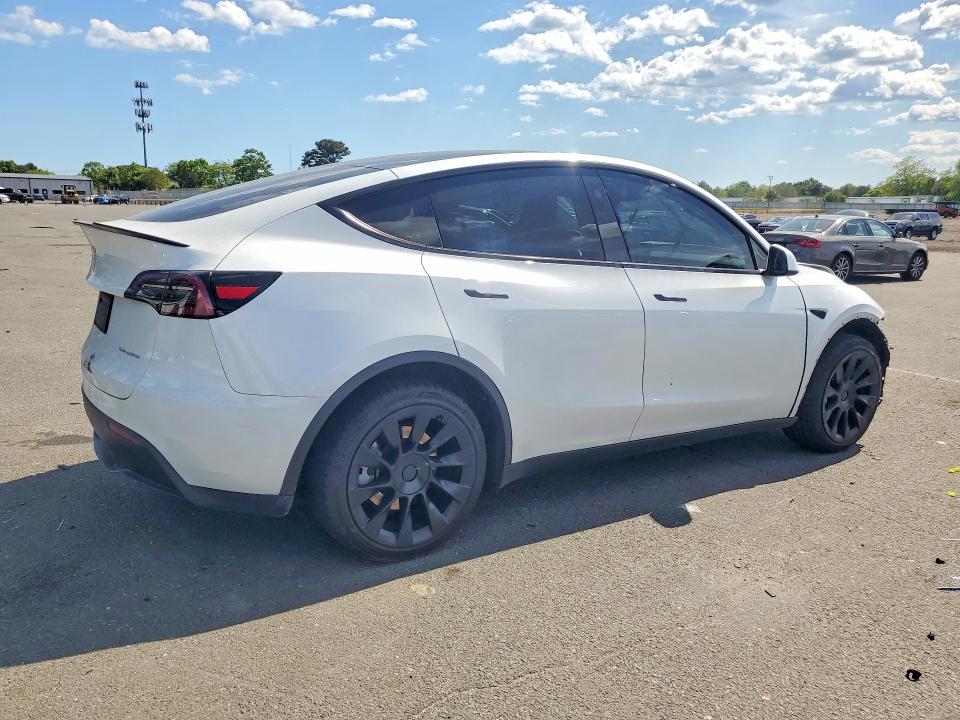 55752646 :رقم المزاد ، 7SAYGDEE3PA196358 vin ، 2023 Tesla Model Y مزاد بيع