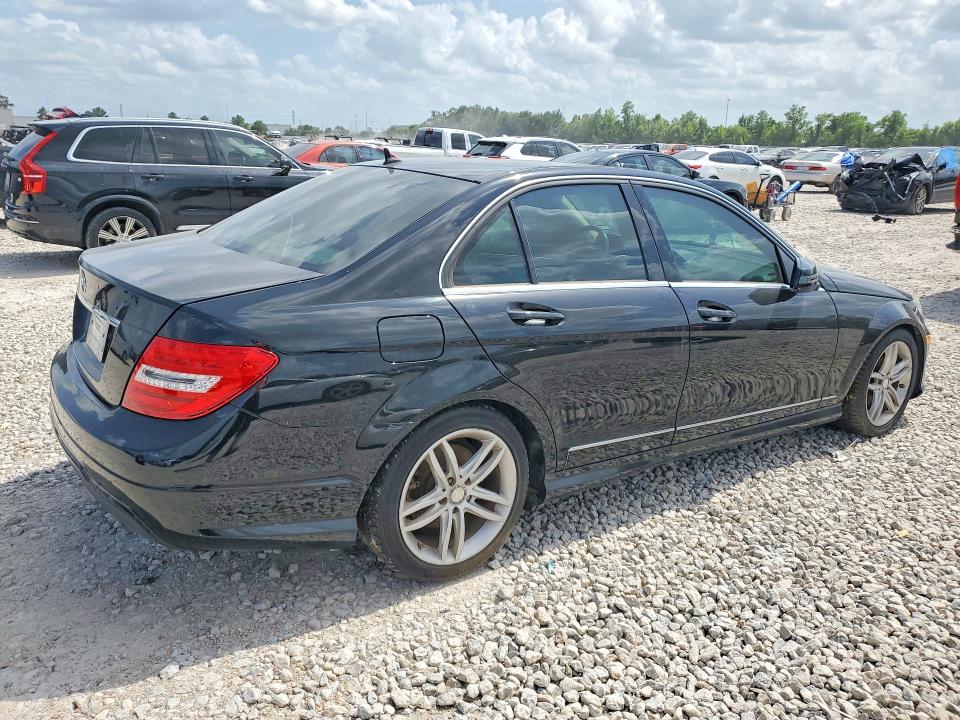 Продажа на аукционе авто 2013 Mercedes-benz C, vin: WDDGF4HB2DA769924, номер лота: 58920506