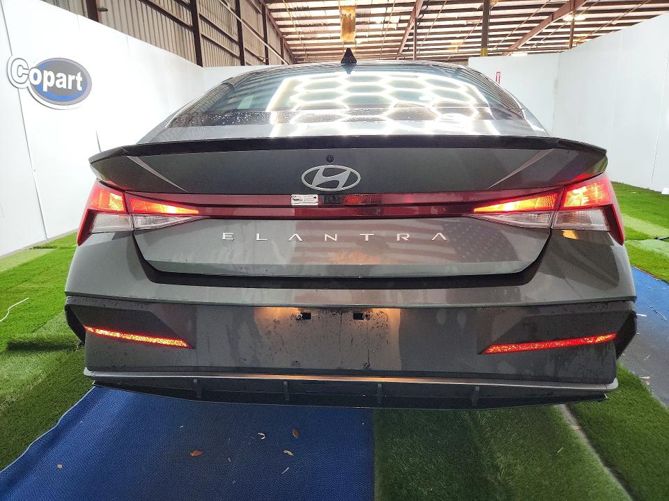 57252406 :رقم المزاد ، KMHLM4DG8TU171622 vin ، 2026 Hyundai Elantra مزاد بيع