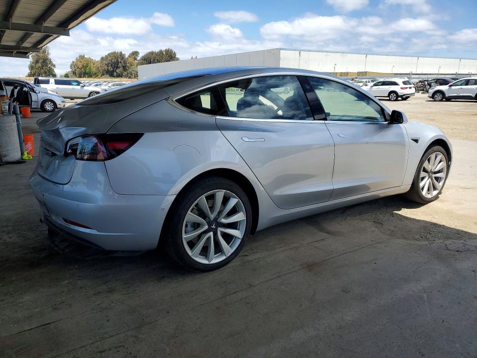 Продаж на аукціоні авто 2018 Tesla 3, vin: 5YJ3E1EA3JF048729, номер лоту: 57782206