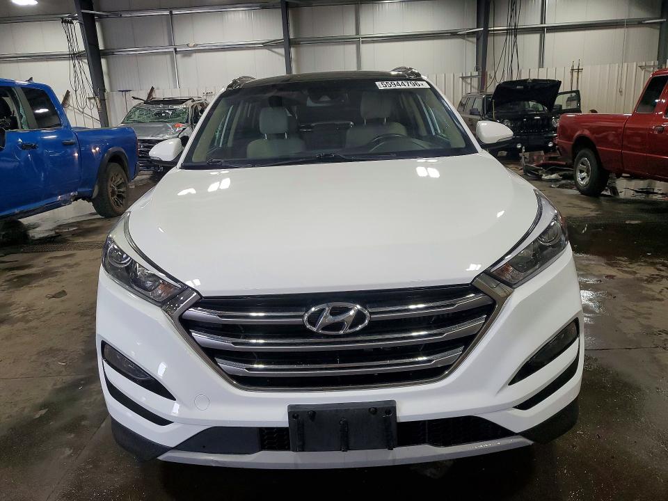 2017 Hyundai Tucson მანქანა იყიდება აუქციონზე, vin: KM8J3CA27HU274941, აუქციონის ნომერი: 55944796