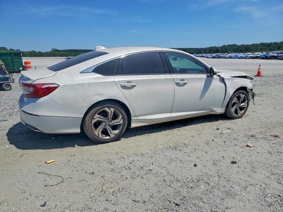 2018 Honda Accord მანქანა იყიდება აუქციონზე, vin: 1HGCV1F46JA071702, აუქციონის ნომერი: 56452906