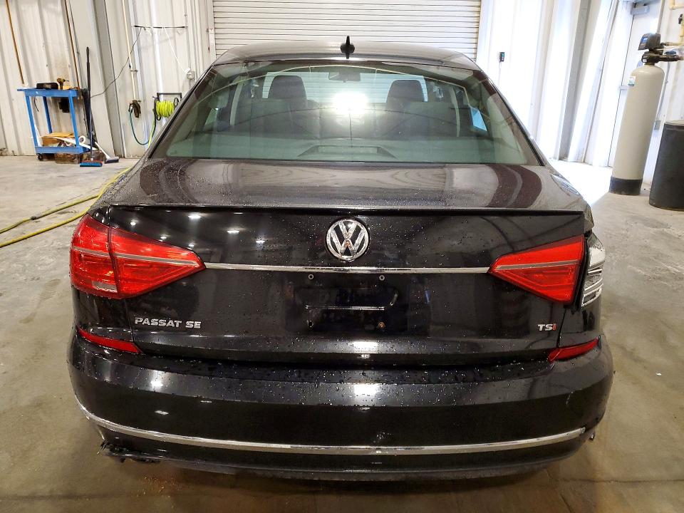 56192626 :رقم المزاد ، 1VWBT7A36GC029817 vin ، 2016 Volkswagen Passat مزاد بيع