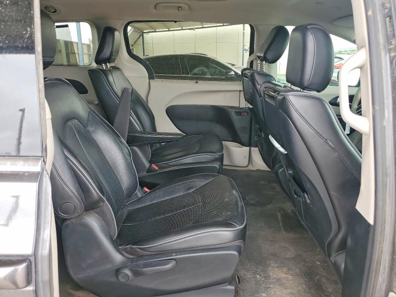 56531496 :رقم المزاد ، 2C4RC1N70LR257728 vin ، 2020 Chrysler Pacifica مزاد بيع