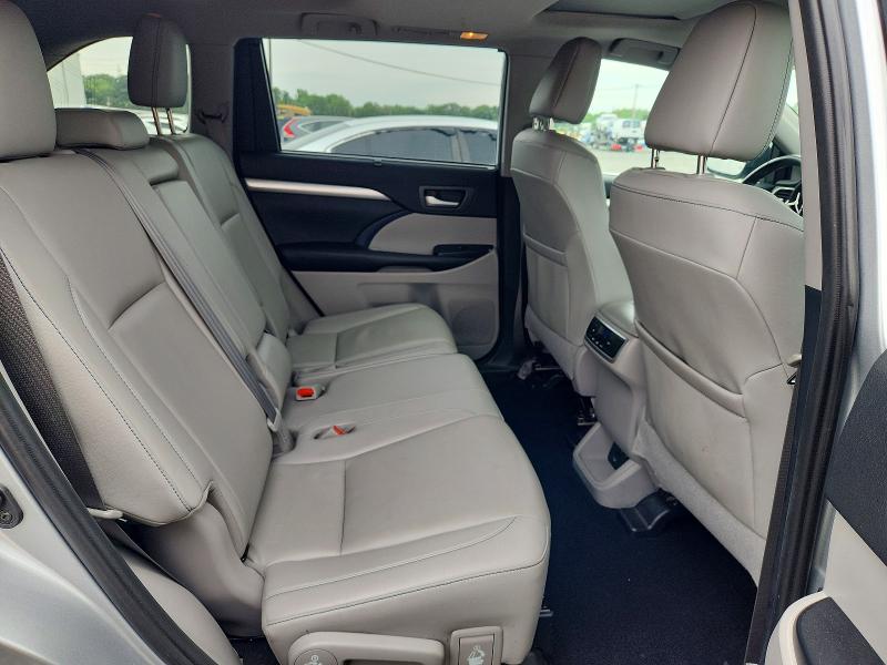 2019 Toyota Highlander Hybrid მანქანა იყიდება აუქციონზე, vin: 5TDJGRFH5KS052872, აუქციონის ნომერი: 57710326