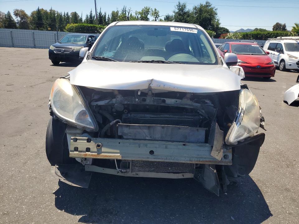 57717696 :رقم المزاد ، 3N1CN7AP2DL861744 vin ، 2013 Nissan Versa مزاد بيع