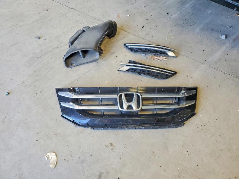 55330826 :رقم المزاد ، 5FNRL5H49FB033835 vin ، 2015 Honda Odyssey مزاد بيع