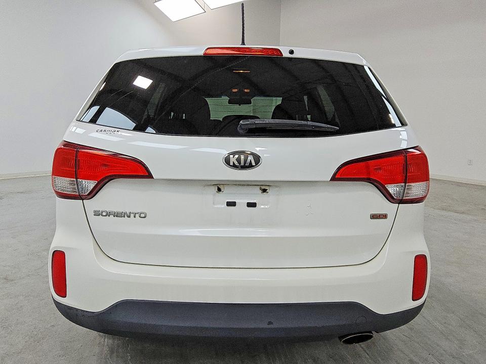2014 Kia Sorento მანქანა იყიდება აუქციონზე, vin: 5XYKT3A6XEG504173, აუქციონის ნომერი: 55178806