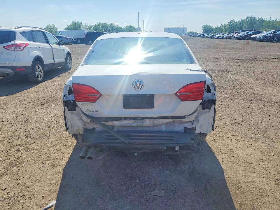 58446736 :رقم المزاد ، 3VW2K7AJ5EM408062 vin ، 2014 Volkswagen Jetta مزاد بيع