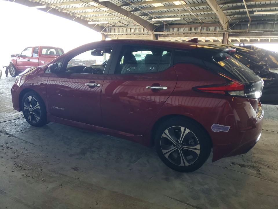 55533236 :رقم المزاد ، 1N4AZ1CP8JC305082 vin ، 2018 Nissan Leaf مزاد بيع