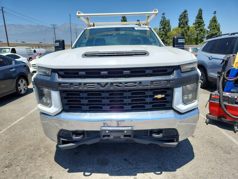 56529886 :رقم المزاد ، 1GB0WLE74LF256332 vin ، 2020 Chevrolet Silverado مزاد بيع