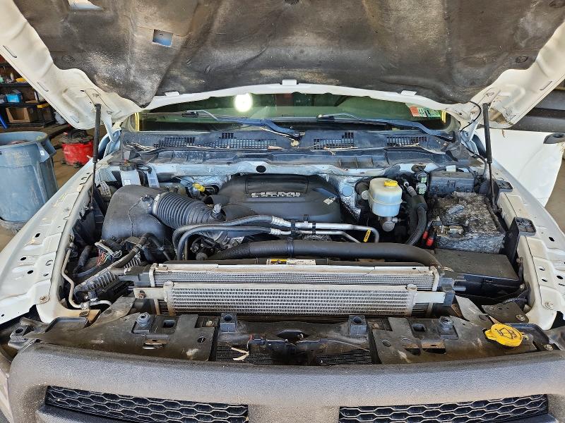 58213436 :رقم المزاد ، 3C63R3CJ9FG609818 vin ، 2015 Ram 3500 مزاد بيع