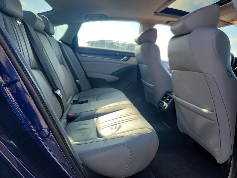 2018 Honda Accord მანქანა იყიდება აუქციონზე, vin: 1HGCV3F96JA008610, აუქციონის ნომერი: 57317426