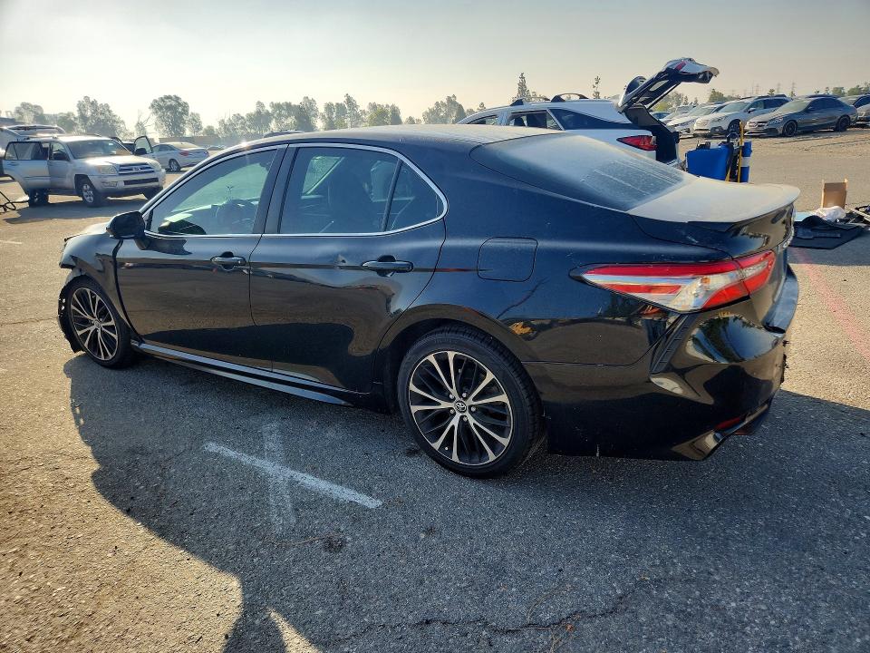 2018 Toyota Camry მანქანა იყიდება აუქციონზე, vin: 4T1B11HK9JU566469, აუქციონის ნომერი: 56136376