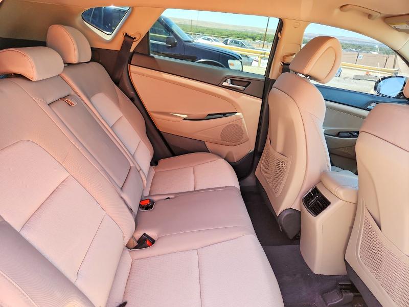 56685826 :رقم المزاد ، KM8J3CA2XHU314235 vin ، 2017 Hyundai Tucson مزاد بيع