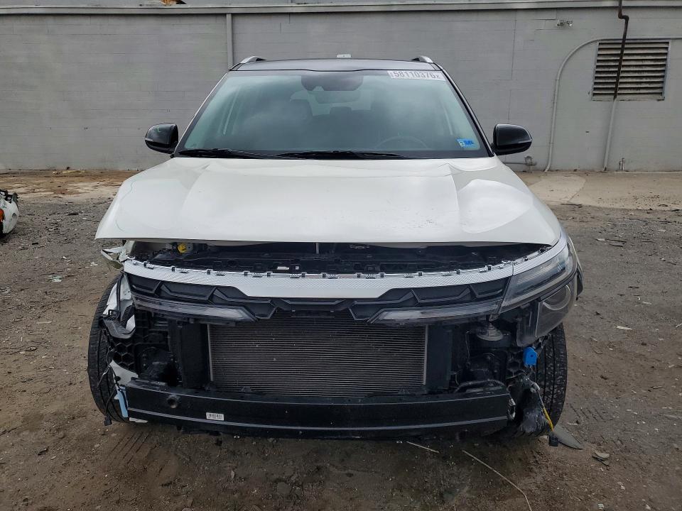 Продажа на аукционе авто 2024 Kia Seltos, vin: KNDEU2AA5R7525217, номер лота: 58110376