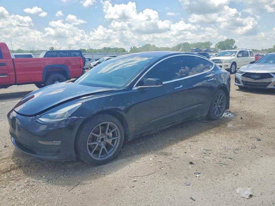 Продажа на аукционе авто 2018 Tesla Model 3, vin: 5YJ3E1EA7JF173524, номер лота: 55075436