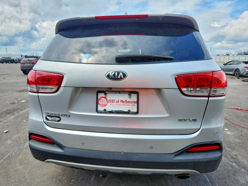 Продажа на аукционе авто 2016 Kia Sorento, vin: 5XYPH4A55GG112290, номер лота: 55617296