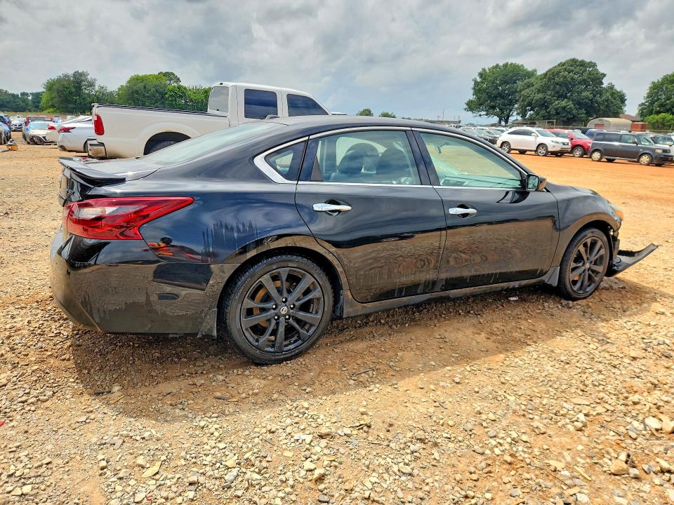 2018 Nissan Altima მანქანა იყიდება აუქციონზე, vin: 1N4AL3AP0JC471323, აუქციონის ნომერი: 58110426