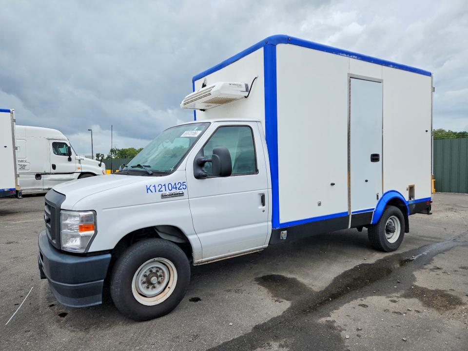 55573186 :رقم المزاد ، 1FDWE3FK1PDD09741 vin ، 2023 Ford E350 مزاد بيع