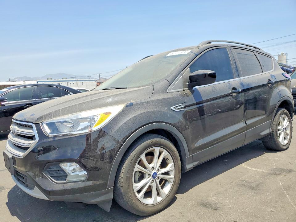 2018 Ford Escape მანქანა იყიდება აუქციონზე, vin: 1FMCU0GD6JUC36894, აუქციონის ნომერი: 56534306