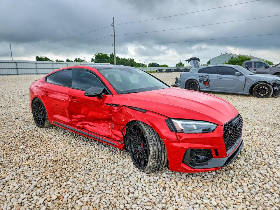 55843516 :رقم المزاد ، WUABWCF52KA901074 vin ، 2019 Audi Rs5 مزاد بيع
