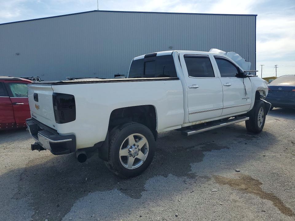 Продаж на аукціоні авто 2015 Chevrolet Silverado, vin: 1GC1KWE86FF640560, номер лоту: 56309106