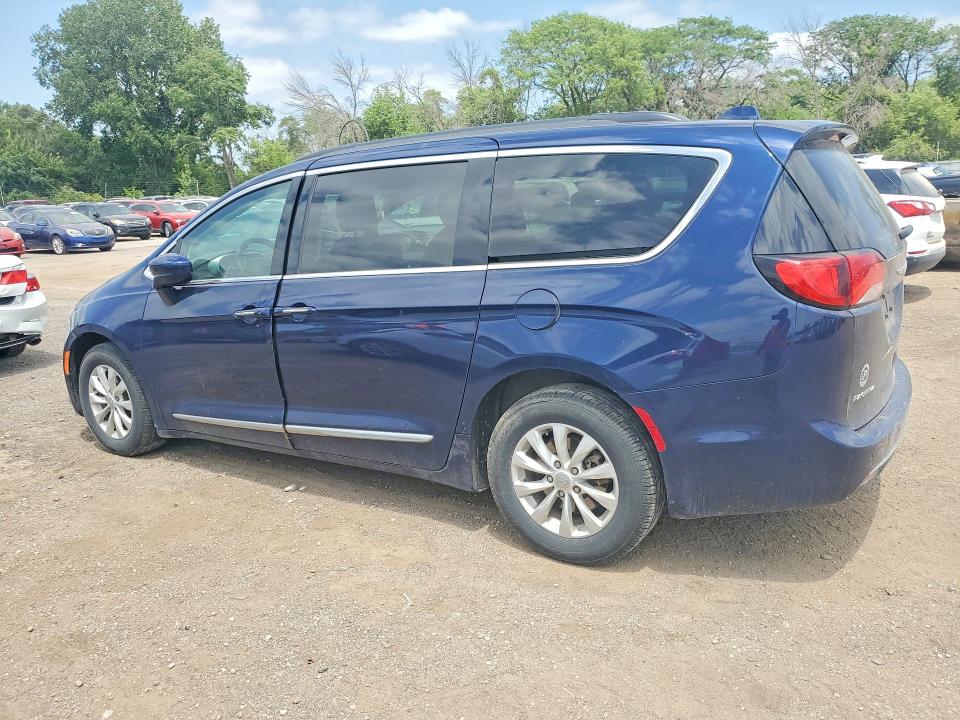 Продажа на аукционе авто 2017 Chrysler Pacifica, vin: 2C4RC1BG9HR512582, номер лота: 58929386