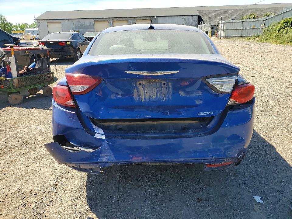 55137096 :رقم المزاد ، 1C3CCCABXFN624359 vin ، 2015 Chrysler 200 مزاد بيع