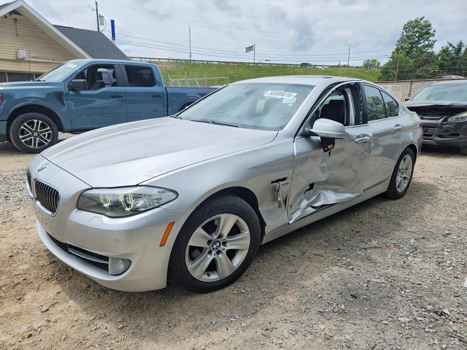 56899616 :رقم المزاد ، WBAXH5C57CDW07339 vin ، 2012 Bmw 528 مزاد بيع