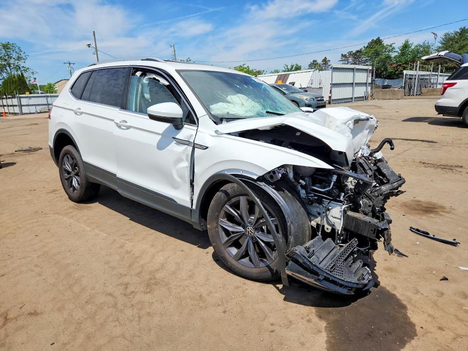 2022 Volkswagen Tiguan მანქანა იყიდება აუქციონზე, vin: 3VV2B7AX9NM034869, აუქციონის ნომერი: 55849606